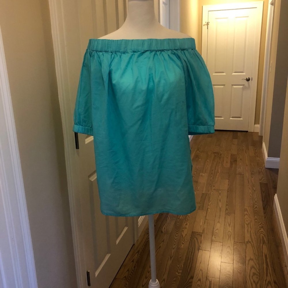 Off shoulder summer top